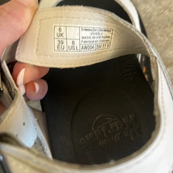 Dr. Marten white Voss II platform sandals Size 8 - Picture 6 of 12